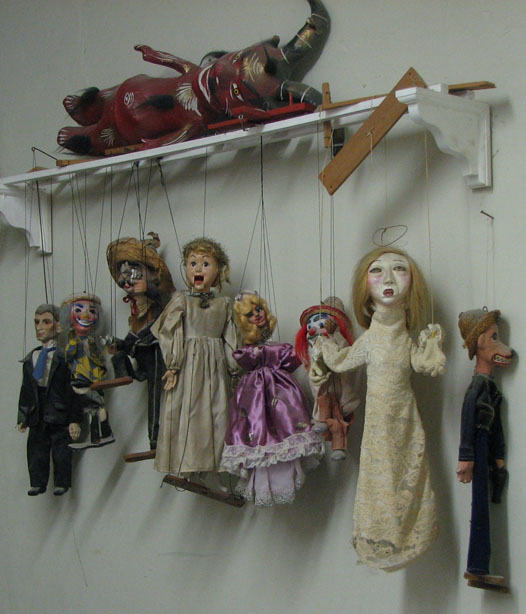 STUDIO-puppets-512.jpg